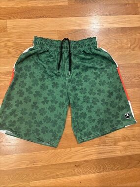 Lacrosse Unlimited Green Clover-Print Athletic Shorts